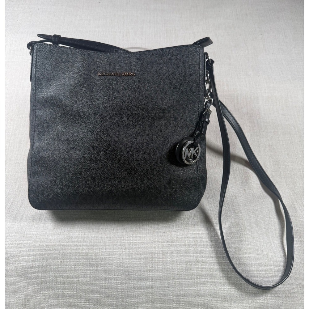 Michael Kors Jet Set Large Messenger Black Leather Crossbody Bag MK Logo